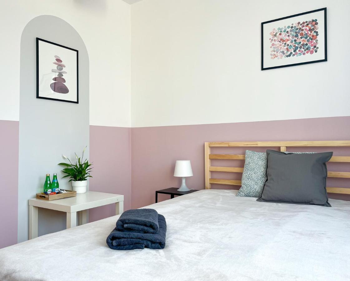 Shape&Color Premium Hostel Warsaw Exterior photo