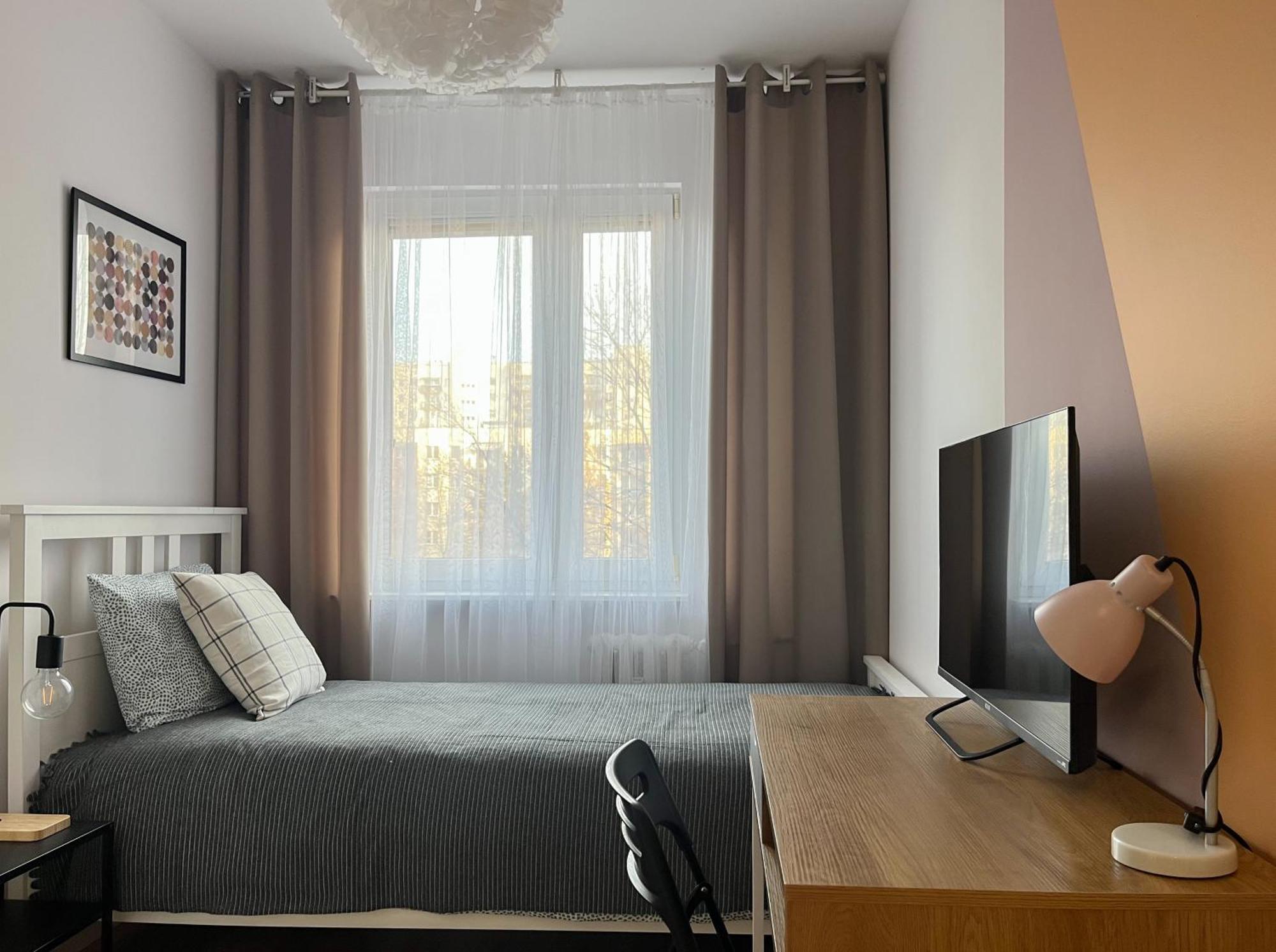 Shape&Color Premium Hostel Warsaw Exterior photo